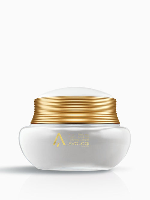 AGE-DEFYING LIGHT LOCKING FINISHING CREAM