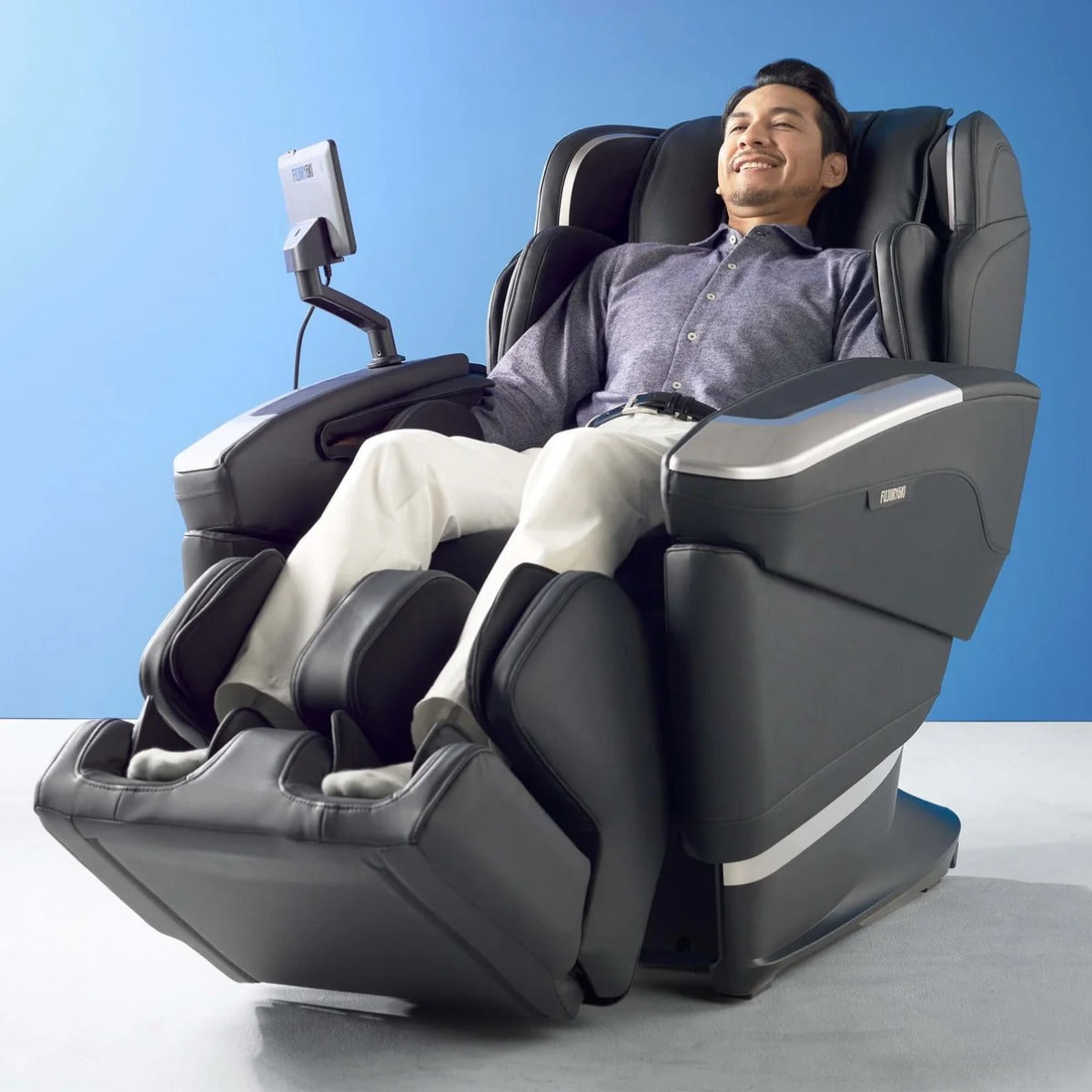 FUJIIRYOKI Cyber Relax Ai-5D Ai Ultra Premium Massage Chair ( MADE IN JAPAN) -ONYX 